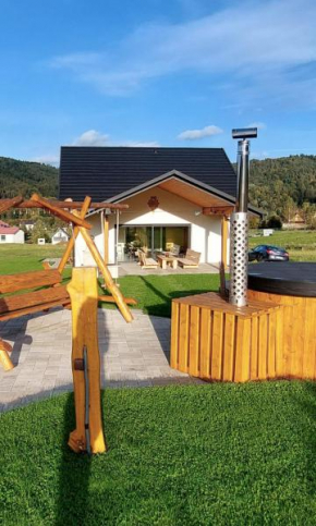 Rajderówka, Krzyżowa